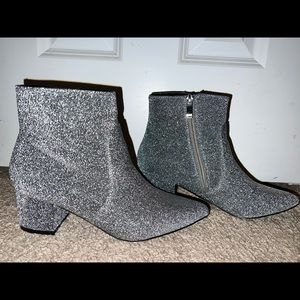 Lulu’s Worn Once Silver Sparkly Pointed Toe Booties - Silver Glitter